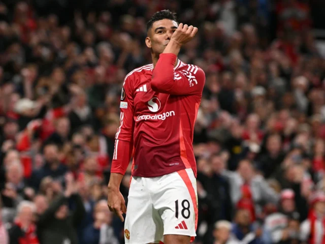เจาะลึกสถิติ Manchester United เบียดคว้าชัย Brentford: ก้าวสำคัญสู่ Champions League