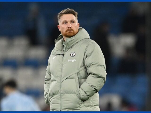 บทพิสูจน์ศรัทธาของ Calum McFarlane: ท่ามกลางพายุฝนและเสียงกัมปนาทแห่งความกังขาใน Stamford Bridge