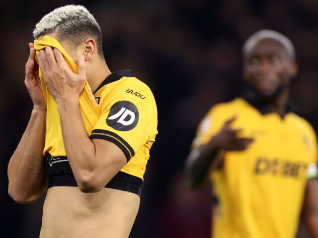 วิเคราะห์ความล้มเหลวของ Wolves: เมื่อนโยบายเสริมทัพที่ผิดพลาดปิดฉาก 8 ปีบนลีกสูงสุด