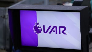วิเคราะห์มติสโมสร EFL: เหตุใดโมเดล VAR Challenge จึงถูกปฏิเสธ และสถิติความไม่พอใจใน Premier League
