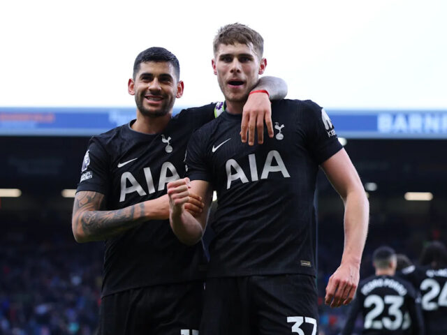 เจาะลึกสถิติและโอกาส: Barcelona เปิดฉากเจรจาปราการหลังตัวเก่งของ Tottenham Hotspur
