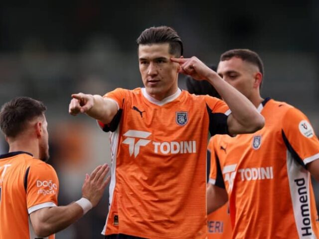 เจาะสถิติ Eldor Shomurodov: ปิดฉากเส้นทางกับ Roma สู่การย้ายซบ Istanbul Basaksehir ถาวร