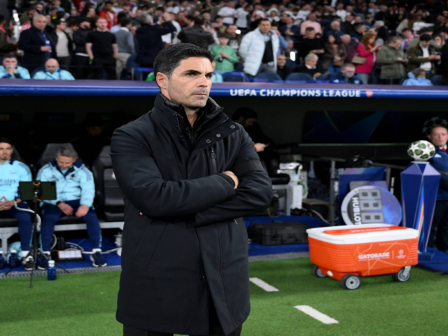การตัดสินใจเชิงกลยุทธ์ของ Arteta: การคงไว้ซึ่งสูตรคำนวณเดิม หรือการปรับปรุงระบบพลศาสตร์ของ Arsenal?