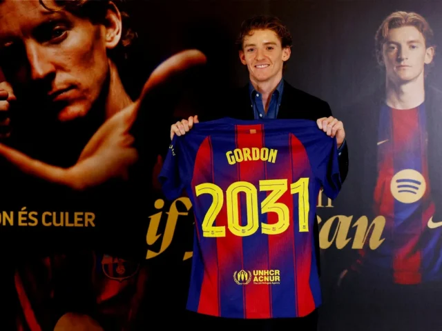 ปีกผู้ลี้ภัยจากลมเหนือ: Anthony Gordon กับพันธสัญญาห้าฤดูใต้เงาเงื้อม Camp Nou