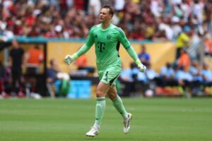 พันธสัญญาแห่งปราการเหล็ก: Manuel Neuer ยืดเวลาเฝ้าศาสนสถาน Allianz Arena ต่อไปอีกหนึ่งขวบปี