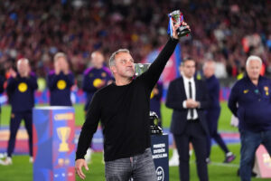 เจาะลึกสัญญาใหม่ Hansi Flick: เมื่อความเชื่อมั่นในสถิติและตัวเลขนำพา Barcelona สู่โปรเจกต์ระยะยาวถึงปี 2028