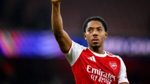 เจาะลึกอนาคต Myles Lewis-Skelly: Arsenal กางแผนรั้งตัวท่ามกลางแรงกดดันจาก Manchester United