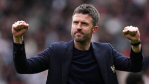Michael Carrick: จอมทัพผู้กุมบังเหียนโรงละครแห่งความฝัน กับการจารึกชื่อลุ้นกุนซือยอดเยี่ยมแม้ผ่านเพียง 15 สมรภูมิ