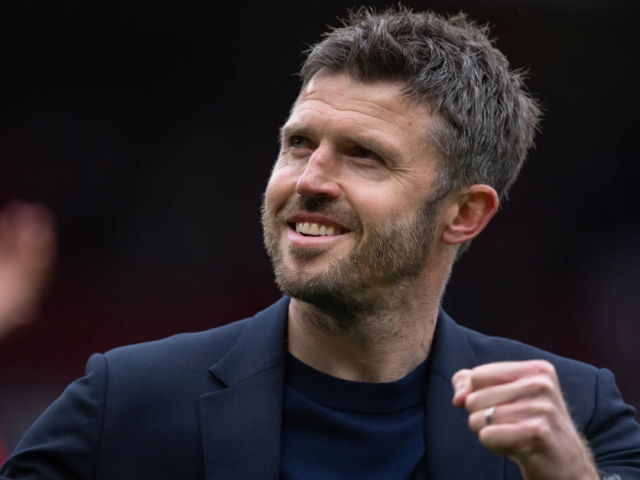 เจาะลึกทิศทาง Manchester United: Michael Carrick วางหมากเสริมทัพ 5 ตำแหน่งหลังดีล Ederson — สรุปข่าวหน้าหนึ่ง