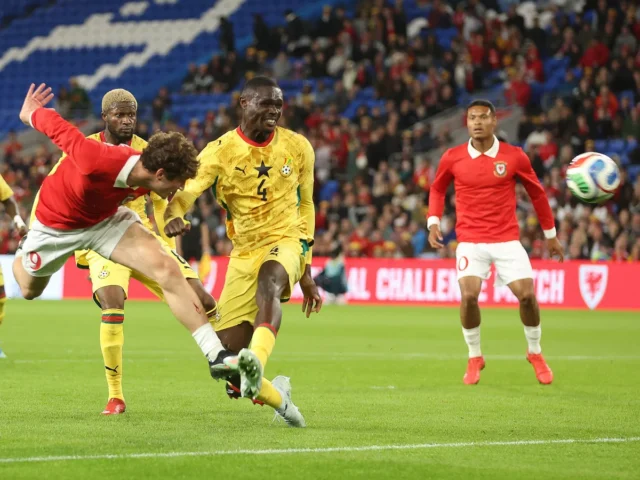 Lewis Koumas คำนวณเวกเตอร์ทำลายสมดุล Ghana ในช่วงทดเวลาบาดเจ็บ
