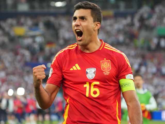 เสียงเพรียกจากมาดริดและรอยร้าวของขุนพล: Rodri กับคำสัญญาหลังม่านหมอก World Cup