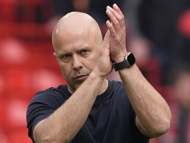 Arne Slot: รายงานการยุติพันธสัญญาและจดหมายอำลาต่อหน่วยงาน Liverpool